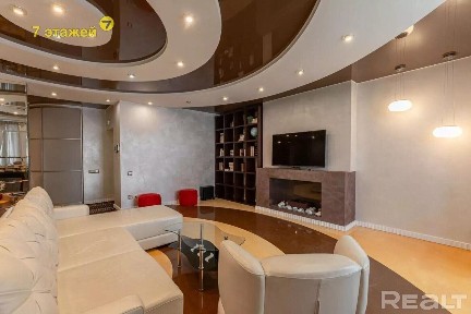 Стильная 3-х к. кв. с эксклюзивным ремонтом прямо у метро