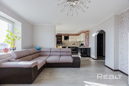 Продаётся квартира мечты в самом сердце престижного района «Лебяжий»!