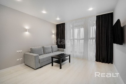 Продается стильная видовая квартира-студия на 20-м этаже с качественным ремонтом