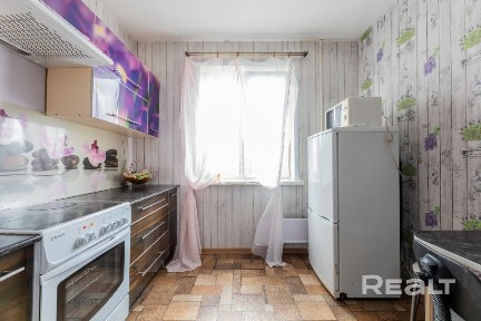 Трёхкомнатная квартира возле ст. м. «Каменная горка»