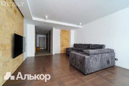 Купить 3-комнатную квартиру, г. Минск, просп. Победителей, 135/А