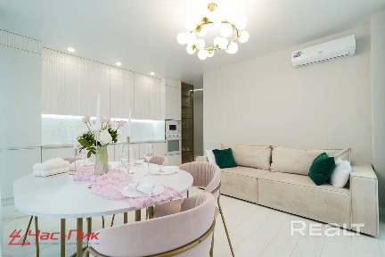 3-комнатная квартира с панорамными окнами с шикарным видом на объект культурного наследия