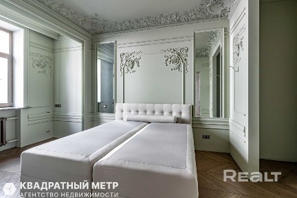 Продается стильная трехкомнатная квартира в самом центре г. Минска