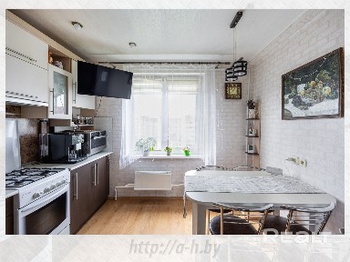 Отличная четырёхкомнатная квартира ждёт Вас!