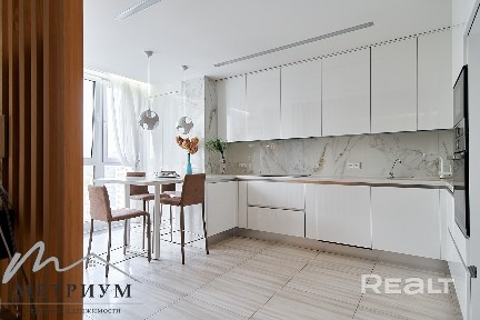 Квартира с панорамным видом на ул. Ратомская 7