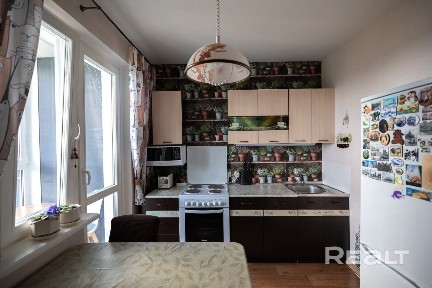 Ваша квартира на лес, вблизи метро Уручье