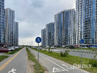 Продаётся квартира с абсолютно новым дизайнерским интерьером в ЖК Минск Мир