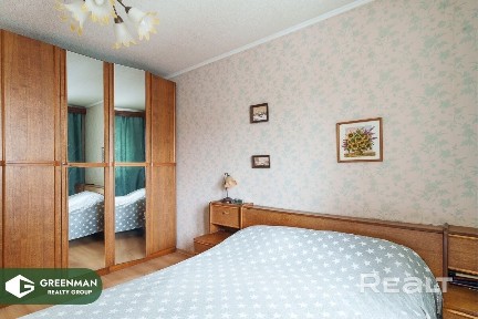 Четырехкомнатная квартира на Академической