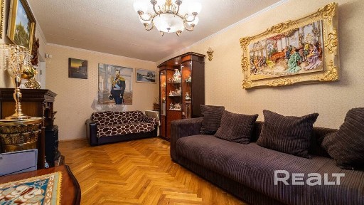 Продается 3-х комнатная квартира с идеальной планировкой в 5 минутах от метро «Петровщина»!