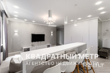 Трехкомнатная квартира по ул. Маяковского, 100