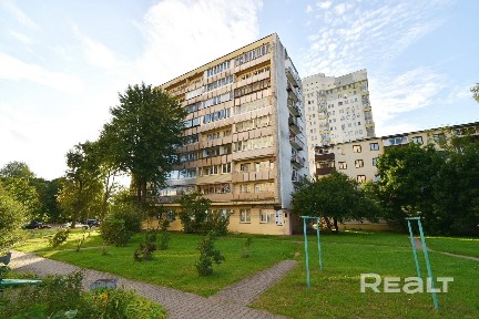 Продается 1 комнатная квартира в 10 минутах ходьбы от Площади Победы!