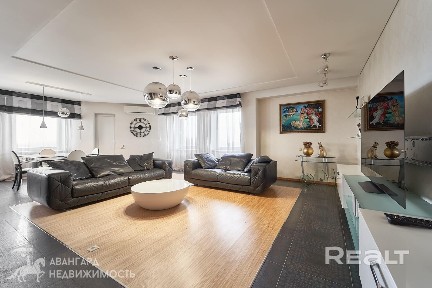 Видовая 3-комнатная квартира по пр. Победителей 57