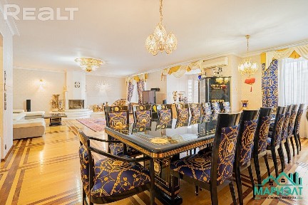 Эксклюзивная двухуровневая квартира в центре Минска