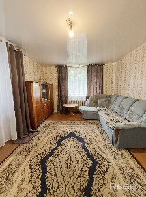 Продаётся 1-комнатная квартира в отличном районе города, рядом с Комсомольским озером!