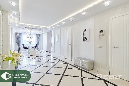 6-комнатная квартира с дизайнерским ремонтом, ул. Полевая 10