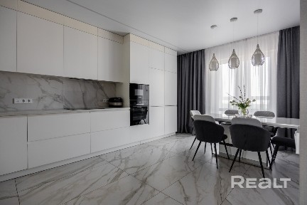 Современная квартира 93 м кв с премиальным ремонтом в живописном районе Минска