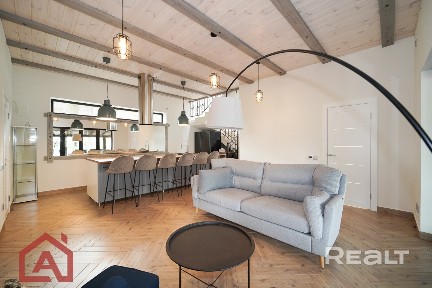 Аренда 2-этажного дома аг. Колодищи, улица Есенина