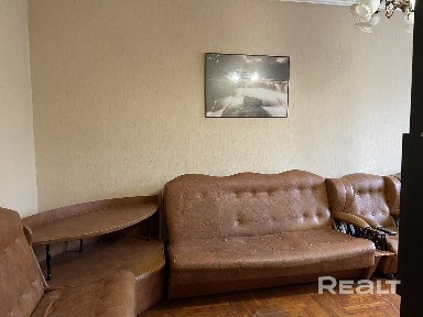 Продается трёхкомнатная квартира по адресу: ул. 1-я Куйбышева (район кинотеатра 