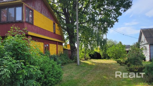 Дом на берегу реки Птичь для отдыха и круглогодичного проживания