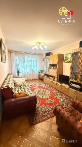 Трехкомнатная квартира по ул. Ильича, 297 (район 