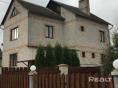 Продаётся уютный жилой коттедж, для отдыха и комфортного постоянного проживания!