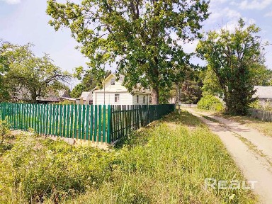 В продаже дом у озера