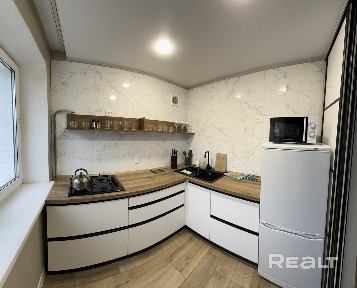 Снять 3-комнатную квартиру на сутки, г. Витебск, просп. Черняховского, 1