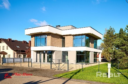 Эксклюзивный коттедж премиум-класса из кирпича в д. Дроздово!