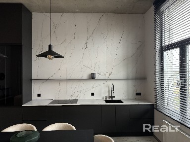 Стильный и комфортный 2-комнатный пентхаус в ЖК Олимпик, высота потолков 3,5 м.