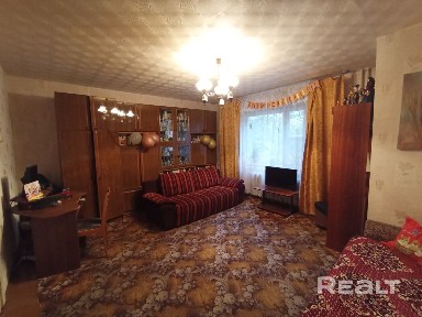 Вашему вниманию представляем 4-комнатную квартиру по пр-ту Победы 55