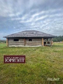 Продается дом на стадии строительства в живописным месте на берегу реки Гавья.