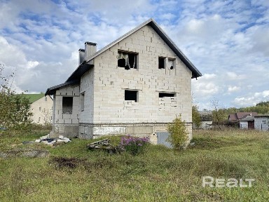 Незавершенное капитальное строение в д. Заречанка