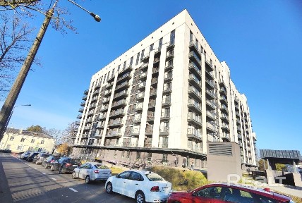 Продается светлая просторная 2-комнатная квартира по ул. Гастелло 8