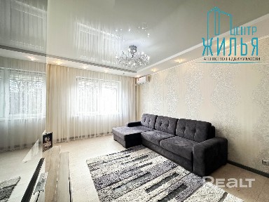 Хорошая 2х комнатная квартира на Клецкова