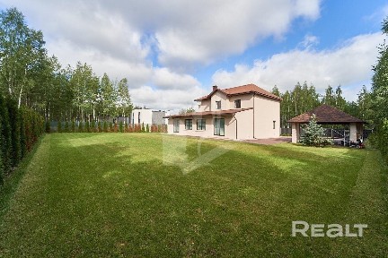 VIP коттедж (Гольф-Клуб) в Зелёной Гавани!