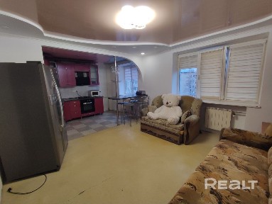 2-комнатная квартира по бульвару Непокоренных, 21