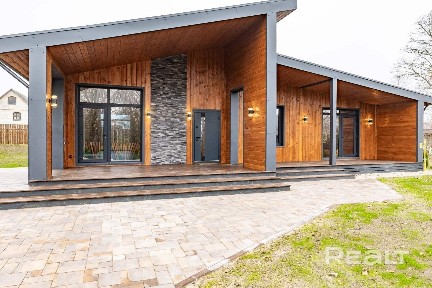 Коттедж с евроотделкой! Зимний уют начинается здесь - новый дом ждёт вас!