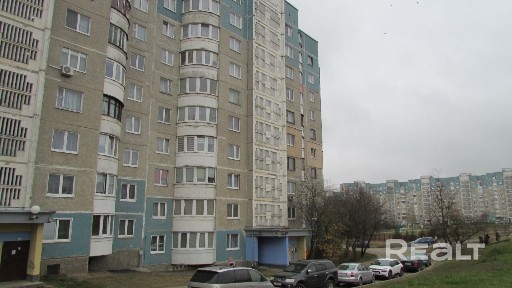 Половина трехкомнатной квартиры