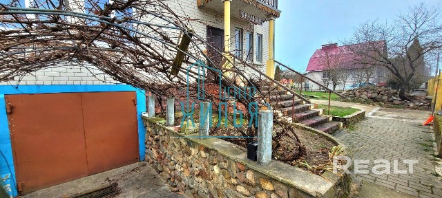 Коттедж в Коробчицах с большим участком!