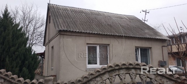 Дом с большим участком в Бресте в районе с развитой инфраструктурой