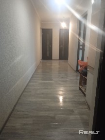 Продаетс просторная трёшка по доступной цене