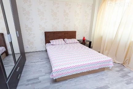 Снять 2-комнатную квартиру на сутки, г. Минск, ул. Притыцкого, 97