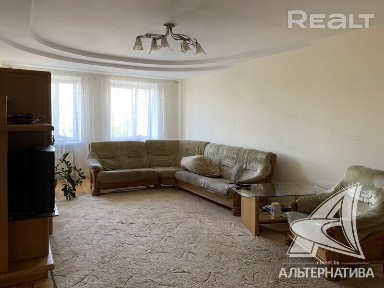 Продажа четырехкомнатной квартиры в Бресте, ул. Кр 241695