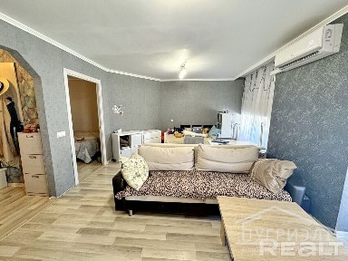 Двухкомнатная квартира Стафеева ул. - 250513