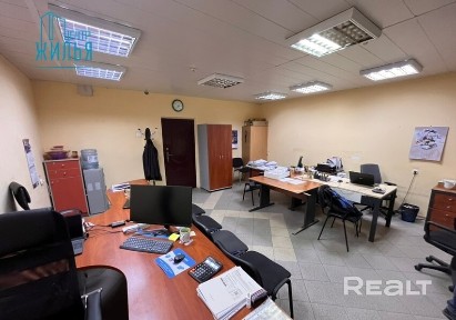 В продажу предлагается офисное помещение по адресу: ул. Горького, 89А