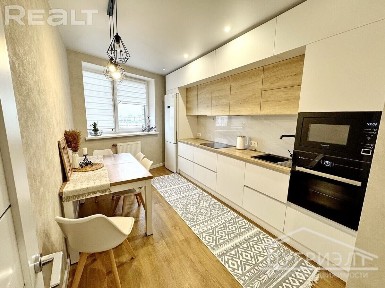 Двухкомнатная квартира, Махновича ул. - 250588