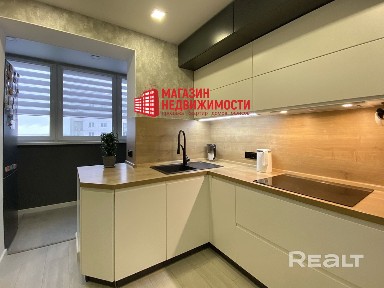 Красивая 2-комнатная квартира на ул. Суворова, 302А