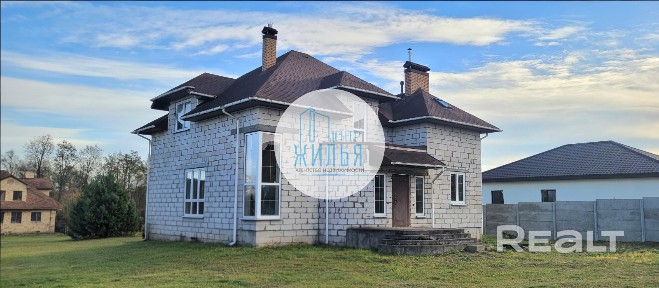 Просторный коттедж в Коробчицах