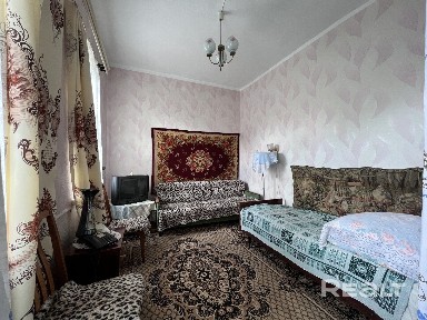 Часть кирпичного дома (квартира)