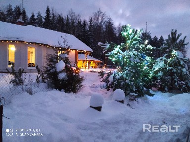 Дом находится на хуторе, сдается для одной компании. Отапливается электрокотлом